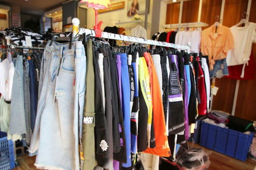 不用上x寶 園洲就有低至①元的 潮牌服裝 ,工廠直銷